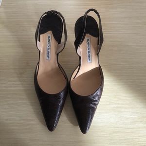 Manolo Blahnik Carolyn brown lizard pumps